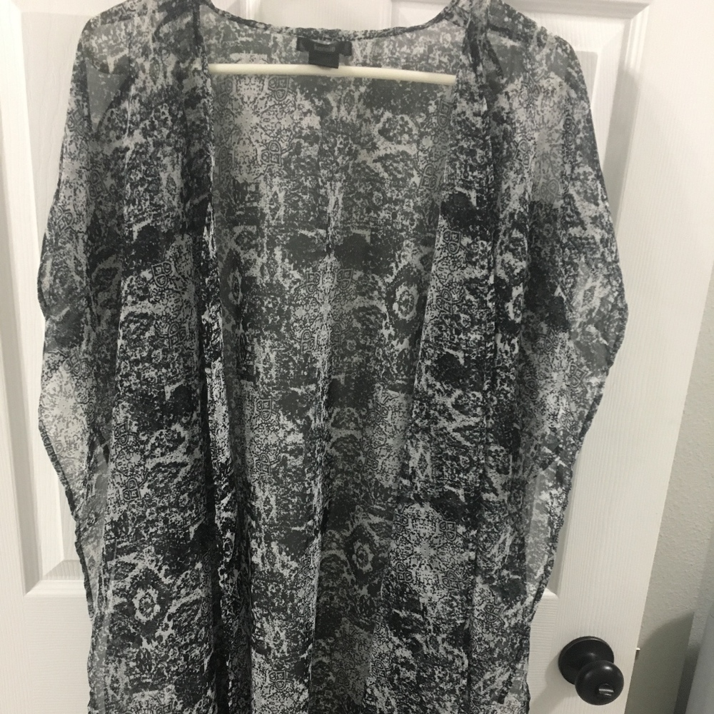 Kensie Sheer Vest Black/White Size One Size